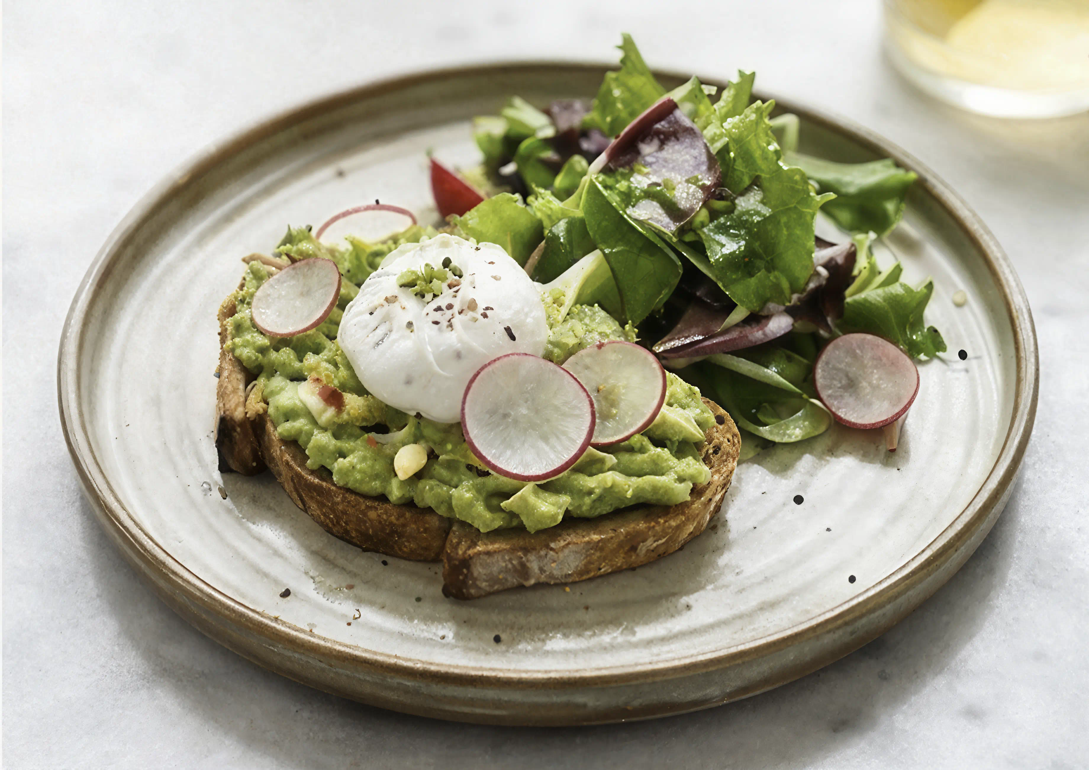 AI-powered photography transformation: Grainy zoom photo to Crystal clear detail